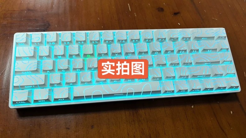 现货全新, 亏钱卖 新品上市 等高线白色/黑色 线条裂纹/字符双发光 侧刻,97键 适配87键以下(含87键)全系列键位 黑莓/极昼/抹茶/星辰紫等高线渐变键帽 现货全新, 亏钱卖 新品上市 等高线白色/黑色 线条裂纹/字符双发光 侧刻,97键 适配87键以下(含87键)全系列键位 黑莓/极昼/抹茶/星辰紫等高线渐变键帽